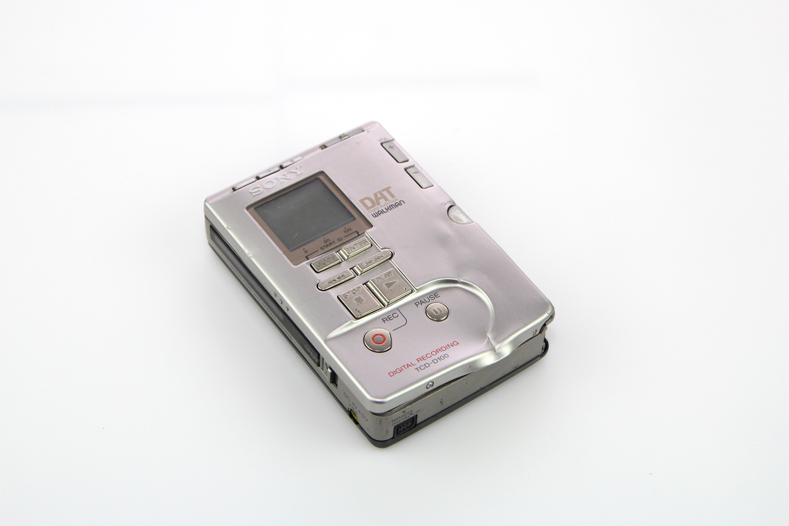 Vintage DAT Walkman Recorder and Player Sony TCDD100 eBay