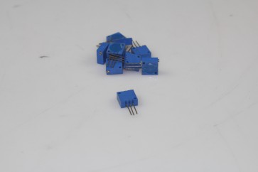 lot of 10 bourns 3252 Multi-Turn Trimmer Potentiometers 500ohms 1/2 Sq Sealed