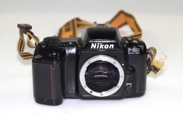 Nikon F-601 QD Quartz SLR AF Film Camera (forpart repair)