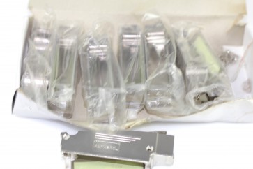 LOT OF 7 AMPHENOL 957M1002102 SHELL