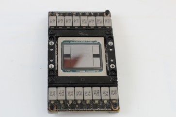 PG503 NVIDIA TESLA V100 SXM2 32GB GPU 699-2G503-0203-200 Graphics Accelerator