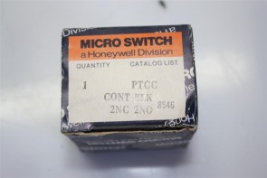 8X 1 HONEYWELL MICROSWITCH ASSORTED PTCC PTCA CONTACT BLOCK 2NC-2N0 600V 8546