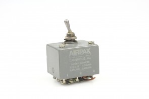 LOT  OF 4 AIRPAX CIRCUIT BREAKER TOGGLE SWITCH AP334