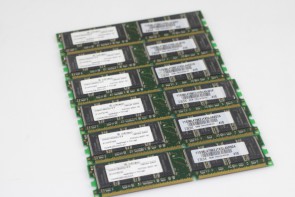 Lot of 6 Infineon HYS64D128320GU-6-B PC2700U 1GB 333MHz DDR Memory