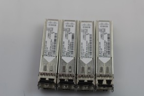 Lot of 4 Cisco DS-SFP-FCGE-SW SFP Fiber Transceiver 10-1747-01