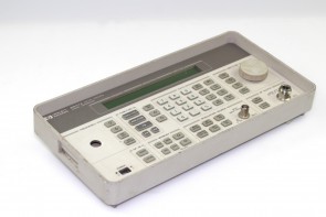 hp 8647a signal generator front panel