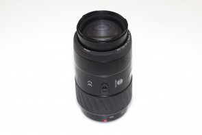 Minolta lens AF 75-300 zoom 1:45(32)-5.6