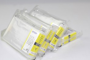 Lot of 4 Epson 786XL initial Cartridges Yellow For WF4630 WF4640 WF5110 WF5190 WF5620