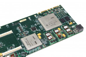 PCIe-280 With VIRTEX-5 XC5VFX100T,XC5VLX220T GS8662Q36E-250I CHIP ON PCB