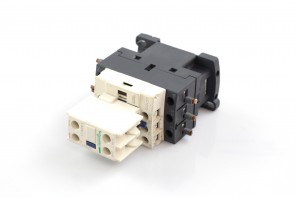 Schneider LC1D12 Contactor, 230V Coil With LADN11 Auxillary Contact Block