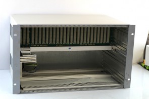 Pickering Interfaces Switch Matrix Chassis S21185