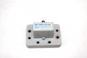 WR137 Waveguide to Coaxial Adapter 5.38-8.17 GHz SMA